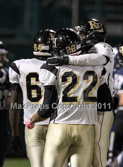 Thumbnail 3 in Rush-Henrietta vs. Mendon/Sutherland (Section 5 Class A Final) photogallery.
