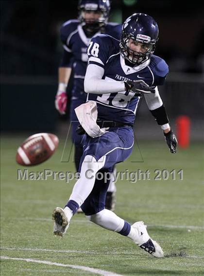Thumbnail 3 in Rush-Henrietta vs. Mendon/Sutherland (Section 5 Class A Final) photogallery.