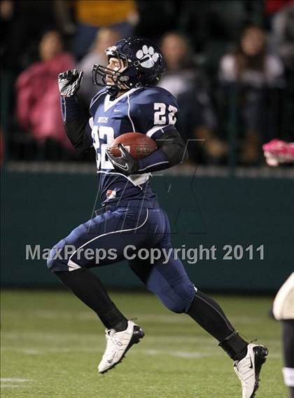 Thumbnail 2 in Rush-Henrietta vs. Mendon/Sutherland (Section 5 Class A Final) photogallery.