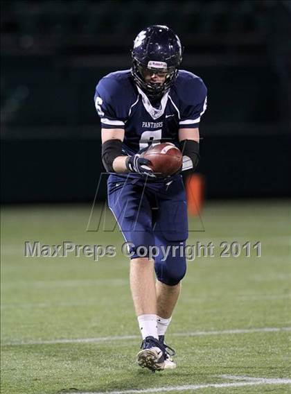 Thumbnail 2 in Rush-Henrietta vs. Mendon/Sutherland (Section 5 Class A Final) photogallery.