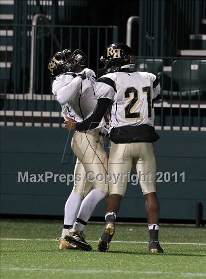 Thumbnail 3 in Rush-Henrietta vs. Mendon/Sutherland (Section 5 Class A Final) photogallery.