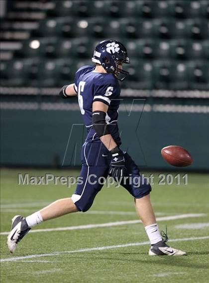 Thumbnail 2 in Rush-Henrietta vs. Mendon/Sutherland (Section 5 Class A Final) photogallery.