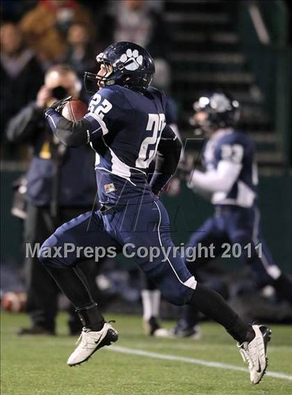 Thumbnail 3 in Rush-Henrietta vs. Mendon/Sutherland (Section 5 Class A Final) photogallery.