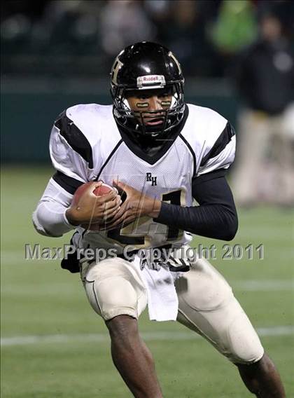 Thumbnail 1 in Rush-Henrietta vs. Mendon/Sutherland (Section 5 Class A Final) photogallery.