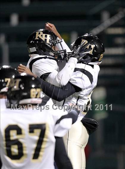 Thumbnail 3 in Rush-Henrietta vs. Mendon/Sutherland (Section 5 Class A Final) photogallery.