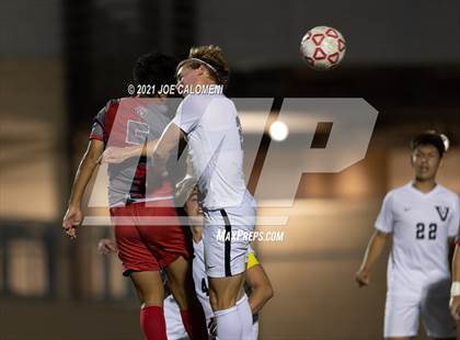 Thumbnail 3 in Lee [Robert E.] vs Vandegrift (UIL 6A Region 4 Area) photogallery.