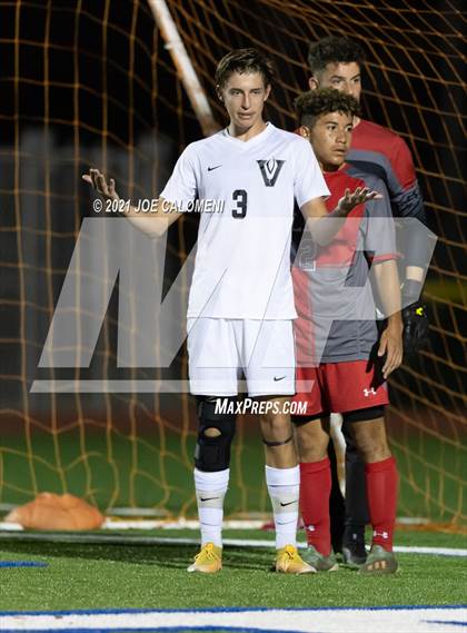 Thumbnail 3 in Lee [Robert E.] vs Vandegrift (UIL 6A Region 4 Area) photogallery.