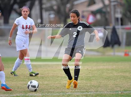 Thumbnail 2 in Winn vs Lee [Robert E.] (SAISD Invitational Tournament) photogallery.