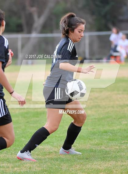 Thumbnail 3 in Winn vs Lee [Robert E.] (SAISD Invitational Tournament) photogallery.