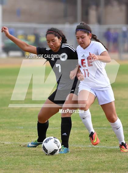 Thumbnail 2 in Winn vs Lee [Robert E.] (SAISD Invitational Tournament) photogallery.