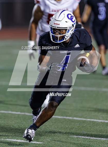 Thumbnail 3 in Lawndale @ Culver City photogallery.