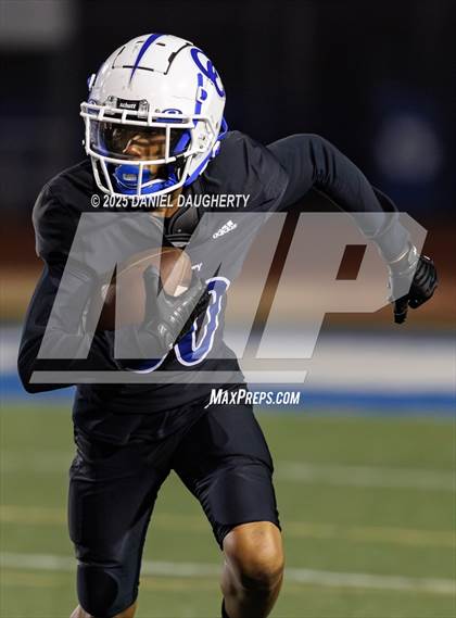 Thumbnail 1 in Lawndale @ Culver City photogallery.