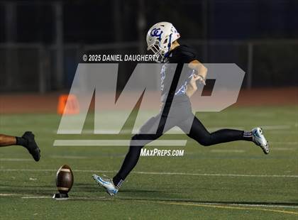 Thumbnail 3 in Lawndale @ Culver City photogallery.