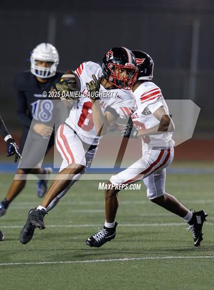 Thumbnail 3 in Lawndale @ Culver City photogallery.