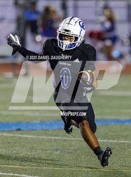 Thumbnail 2 in Lawndale @ Culver City photogallery.