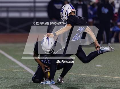 Thumbnail 3 in Lawndale @ Culver City photogallery.