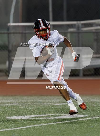 Thumbnail 1 in Lawndale @ Culver City photogallery.