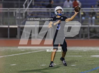 Thumbnail 1 in Lawndale @ Culver City photogallery.