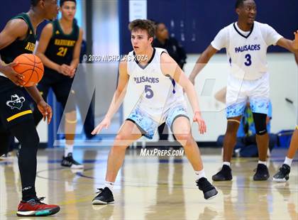 Thumbnail 1 in Palisades vs. Narbonne (CIF LAC D1 Finals) photogallery.