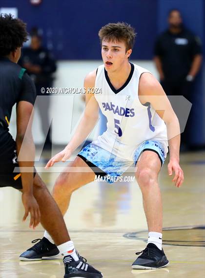 Thumbnail 1 in Palisades vs. Narbonne (CIF LAC D1 Finals) photogallery.