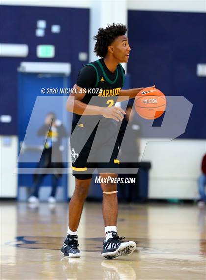 Thumbnail 3 in Palisades vs. Narbonne (CIF LAC D1 Finals) photogallery.