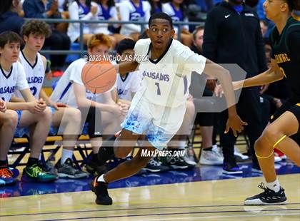 Thumbnail 2 in Palisades vs. Narbonne (CIF LAC D1 Finals) photogallery.
