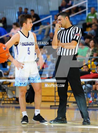Thumbnail 1 in Palisades vs. Narbonne (CIF LAC D1 Finals) photogallery.
