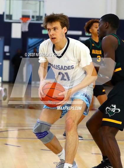 Thumbnail 2 in Palisades vs. Narbonne (CIF LAC D1 Finals) photogallery.