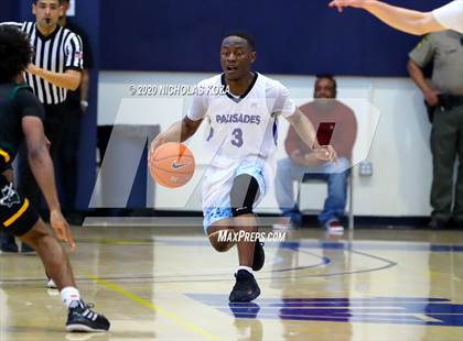 Thumbnail 3 in Palisades vs. Narbonne (CIF LAC D1 Finals) photogallery.