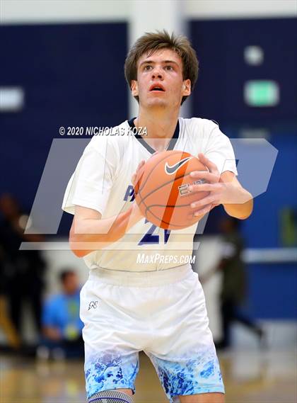 Thumbnail 3 in Palisades vs. Narbonne (CIF LAC D1 Finals) photogallery.