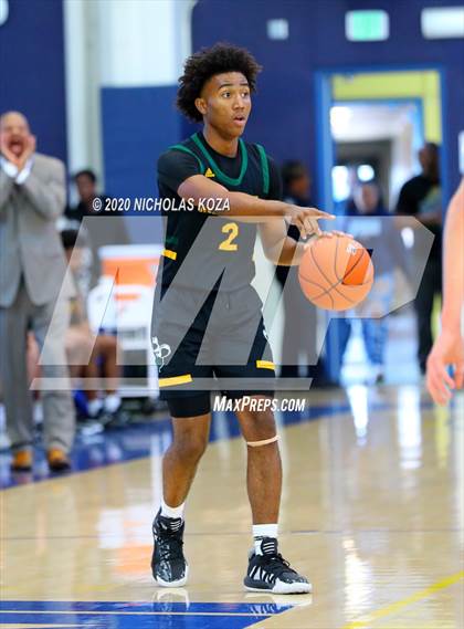 Thumbnail 1 in Palisades vs. Narbonne (CIF LAC D1 Finals) photogallery.
