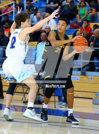 Thumbnail 2 in Palisades vs. Narbonne (CIF LAC D1 Finals) photogallery.