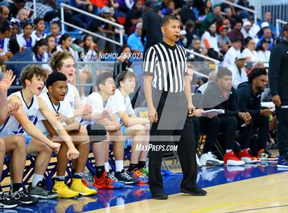 Thumbnail 2 in Palisades vs. Narbonne (CIF LAC D1 Finals) photogallery.