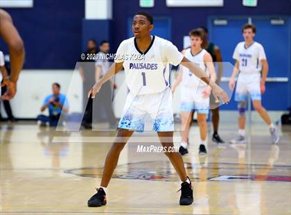 Thumbnail 3 in Palisades vs. Narbonne (CIF LAC D1 Finals) photogallery.