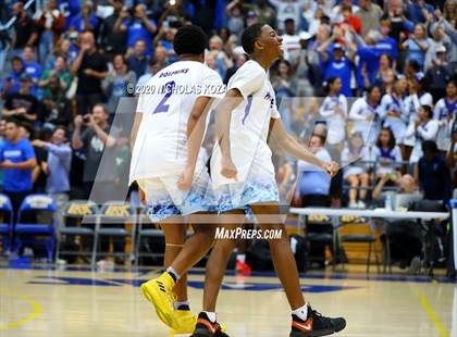 Thumbnail 2 in Palisades vs. Narbonne (CIF LAC D1 Finals) photogallery.