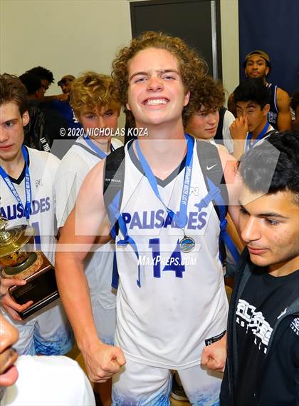 Thumbnail 1 in Palisades vs. Narbonne (CIF LAC D1 Finals) photogallery.