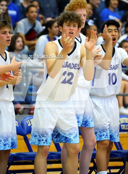 Thumbnail 1 in Palisades vs. Narbonne (CIF LAC D1 Finals) photogallery.