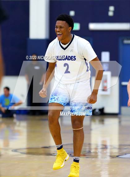 Thumbnail 1 in Palisades vs. Narbonne (CIF LAC D1 Finals) photogallery.