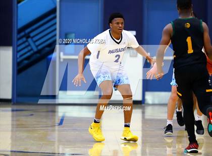 Thumbnail 1 in Palisades vs. Narbonne (CIF LAC D1 Finals) photogallery.