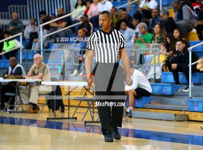 Thumbnail 2 in Palisades vs. Narbonne (CIF LAC D1 Finals) photogallery.
