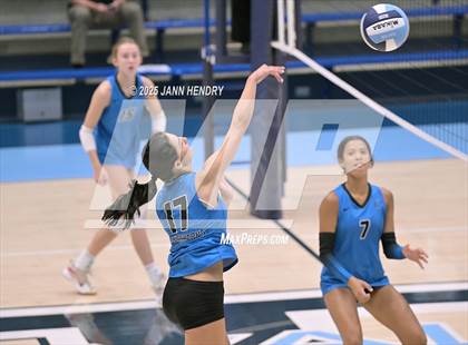 Thumbnail 2 in Cardinal Newman vs. Oceanside Collegiate Academy (Dorman Tournament of Champions) photogallery.