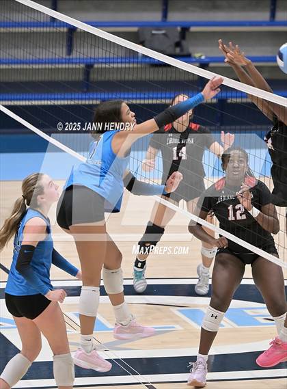 Thumbnail 1 in Cardinal Newman vs. Oceanside Collegiate Academy (Dorman Tournament of Champions) photogallery.
