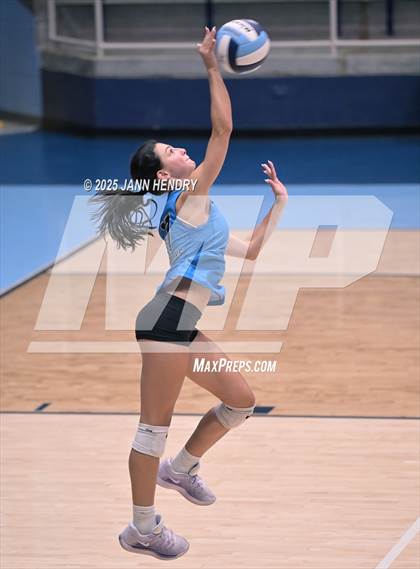 Thumbnail 3 in Cardinal Newman vs. Oceanside Collegiate Academy (Dorman Tournament of Champions) photogallery.