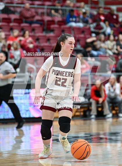 Thumbnail 2 in Dardanelle vs Gentry (AAA 4A-North Regional first round) photogallery.