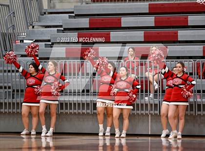 Thumbnail 3 in Dardanelle vs Gentry (AAA 4A-North Regional first round) photogallery.