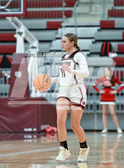 Thumbnail 1 in Dardanelle vs Gentry (AAA 4A-North Regional first round) photogallery.