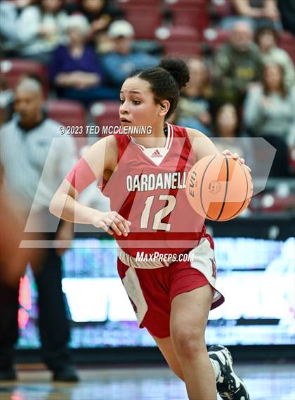 Thumbnail 1 in Dardanelle vs Gentry (AAA 4A-North Regional first round) photogallery.