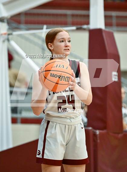 Thumbnail 2 in Dardanelle vs Gentry (AAA 4A-North Regional first round) photogallery.