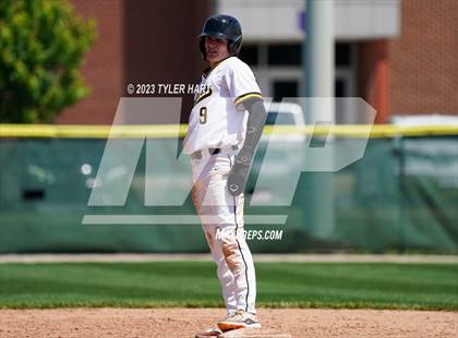 Thumbnail 1 in Brownsburg vs. Avon (IHSAA 4A Sectional 12 Semi-final) photogallery.