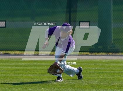 Thumbnail 2 in Brownsburg vs. Avon (IHSAA 4A Sectional 12 Semi-final) photogallery.